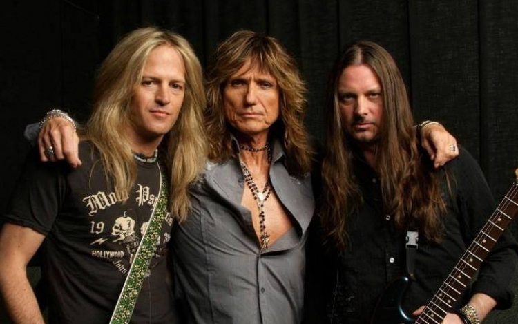 A Whitesnake búcsúturnéja Budapestet is érinti