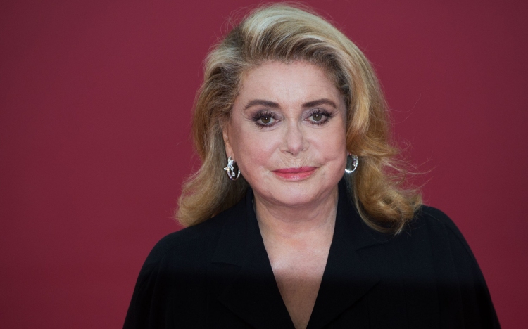 Kórházba került Catherine Deneuve francia filmsztár