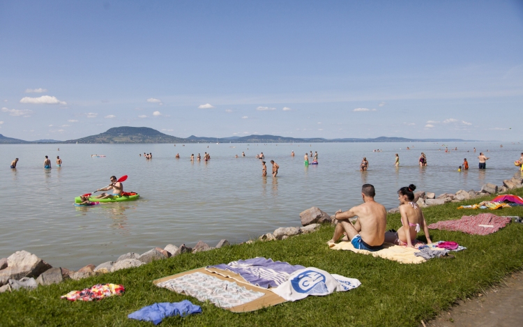 Megkapta a hatósági engedélyt a Balaton nyári vízszintemelése